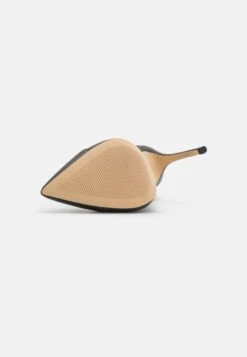 MICHAEL Michael Kors Parker- Klassieke Pumps - Black 12 MICHAEL Michael Kors Parker- Klassieke Pumps - Black -Farfetch Winkel 5cce02ffee774c3883afefc735f42fca