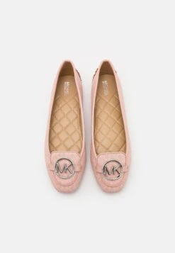 MICHAEL Michael Kors Lillie Moc - Instappers - Pink -Farfetch Winkel 5e82077f541140698ad7fbf084533d85