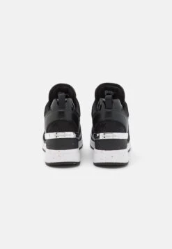 MICHAEL Michael Kors Georgie Trainer - Sneakers Laag - Black -Farfetch Winkel 5ea43f5eb297470f91c65e599f238906