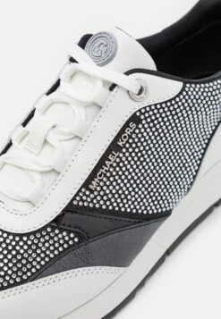 MICHAEL Michael Kors Allie Stride Trainer - Sneakers Laag - Black/Optic White 15 MICHAEL Michael Kors Allie Stride Trainer - Sneakers Laag - Black/Optic White -Farfetch Winkel 61688a6840ed4c25894febef436ff83e