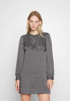 MICHAEL Michael Kors Logo Tie Mini Dress - Jurk - Bone -Farfetch Winkel 616dcbeb74e64b53b195abb98f1b950c