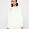 MICHAEL Michael Kors Chain Cut Out Top - Blouse - White -Farfetch Winkel 6669e4f71d4c47428ecaa4f95f81baed