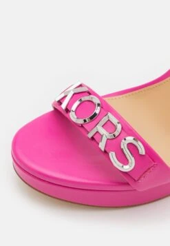 MICHAEL Michael Kors Jordyn Platform- Sandalen Met Hoge Hak - Cerise 15 MICHAEL Michael Kors Jordyn Platform- Sandalen Met Hoge Hak - Cerise -Farfetch Winkel 6c360861e65d4960af5acce116ab77ed