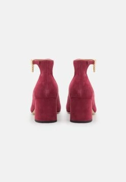 MICHAEL Michael Kors Perla - Klassieke Pumps - Mulberry 12 MICHAEL Michael Kors Perla - Klassieke Pumps - Mulberry -Farfetch Winkel 6ef64a662d6e4d2fbb6f65f33404e8f7