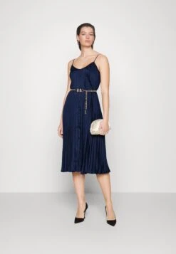 MICHAEL Michael Kors Pleated Midi Dress - Cocktailjurk - Midnightblue -Farfetch Winkel 6fc558f5011c48d5bc50fccbda1df4b5