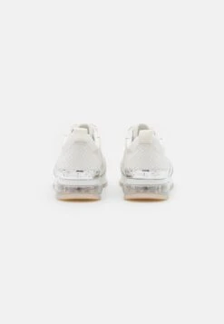 MICHAEL Michael Kors Allie Stride Extreme - Sneakers Laag - Optic White 12 MICHAEL Michael Kors Allie Stride Extreme - Sneakers Laag - Optic White -Farfetch Winkel 71e73b19762a402baa72a233384e8aae