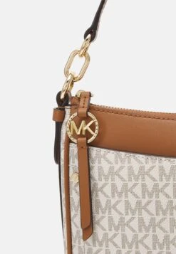MICHAEL Michael Kors Jet Charm Pochette Xbody - Handtas - Vanilla -Farfetch Winkel 73aa2eaa5841407e8897324dbed94af1