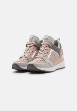 MICHAEL Michael Kors Georgie Trainer - Sneakers Laag - Soft Pink/Multi-Coloured -Farfetch Winkel 742d5eeb31c645c08f7436a2d0f18a77