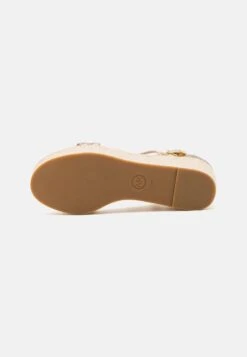 MICHAEL Michael Kors Serena- Sandalen Met Hoge Hak - Gold Coloured -Farfetch Winkel 79ce7f0fc7174be09391919af36ff85f