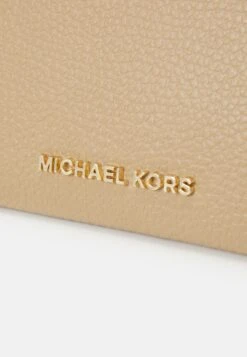 MICHAEL Michael Kors Empire Zip Card Case - Portemonnee - Camel 13 MICHAEL Michael Kors Empire Zip Card Case - Portemonnee - Camel -Farfetch Winkel 7a72c434f0b940098b1bc64c6eacbaca