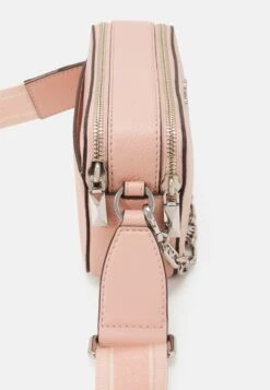 MICHAEL Michael Kors Jet Set Camra Xbody - Schoudertas - Pink -Farfetch Winkel 7c704bf55e57460195e00c566f6bb476