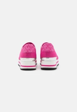 MICHAEL Michael Kors Monique Trainer - Sneakers Laag - Cerise -Farfetch Winkel 8165ba4ee34f486c89dd8f76b214cfbc