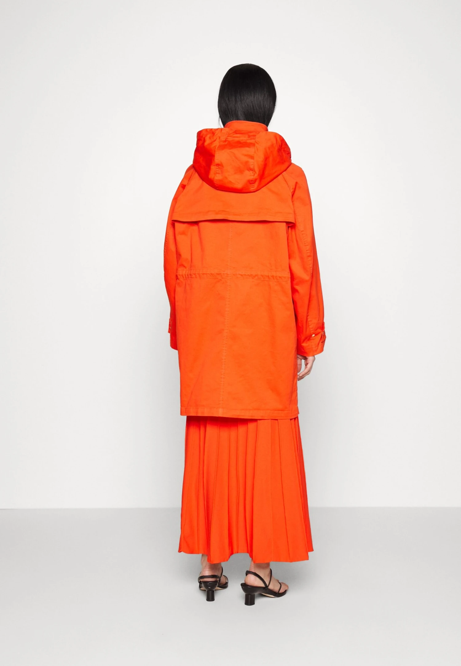 MICHAEL Michael Kors Chain Drawstring Anorak - Parka - Optic Orange 5 MICHAEL Michael Kors Chain Drawstring Anorak - Parka - Optic Orange - Afbeelding 3