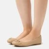 MICHAEL Michael Kors Jilly Ballet - Ballerina'S - Camel -Farfetch Winkel 8be775e315a24d5d9688567ef894b727