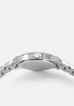 Michael Kors Lennx - Horloge - Silver-Coloured -Farfetch Winkel 8e7904287cc240aca052bc93f0bb4f17