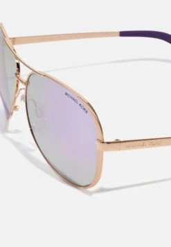 Michael Kors Chelsea - Zonnebril - Rose Gold-Coloured 11 Michael Kors Chelsea - Zonnebril - Rose Gold-Coloured -Farfetch Winkel 8eb67702923d40b5beb3a30500736e12