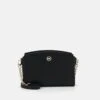 MICHAEL Michael Kors Chantal Xbody - Schoudertas - Black -Farfetch Winkel 911aa7a7741c4946946f56fc07bb6835