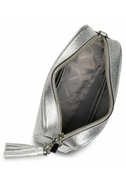 Michael Kors Cameratas - Silver 9 Michael Kors Cameratas - Silver -Farfetch Winkel 91ae1b1b780449ceb8cb25144c270cf6