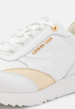 MICHAEL Michael Kors Allie Stride Trainer - Sneakers Laag - Optic White/Pale Gold -Farfetch Winkel 93b89c41b3a440318832750f503f9400