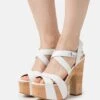 MICHAEL Michael Kors Suki Platform - Sandalen Met Hoge Hak - Optic White