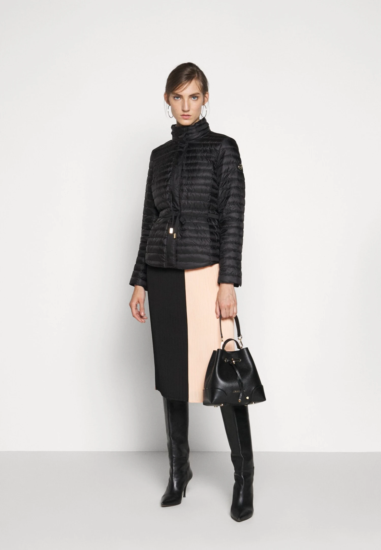 MICHAEL Michael Kors Belted - Gewatteerde Jas - Black 4 MICHAEL Michael Kors Belted - Gewatteerde Jas - Black - Afbeelding 2