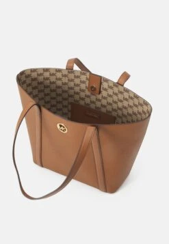 MICHAEL Michael Kors Hadleigh Handle Tote - Handtas - Luggage -Farfetch Winkel 9b3b332372e84c64b68445ff4586cd9e