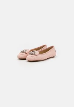 MICHAEL Michael Kors Lillie Moc - Instappers - Pink -Farfetch Winkel 9b448d95d007433b939527a06fb29165