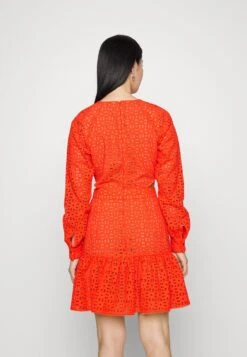 MICHAEL Michael Kors Eyelet Cut Out Mini- Cocktailjurk - Optic Orange 10 MICHAEL Michael Kors Eyelet Cut Out Mini- Cocktailjurk - Optic Orange -Farfetch Winkel 9e3799d6ac1c43239c63bf573054675e