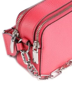 MICHAEL Michael Kors Jet Set Camra Xbody - Schoudertas - Geranium -Farfetch Winkel 9fc32a9b80cd40bf83bdfa087c5dfff8