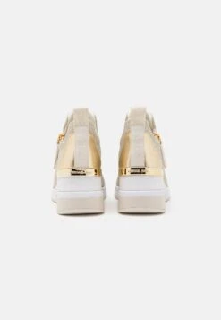 MICHAEL Michael Kors Willis Trainer - Sneakers Laag - Gold-Coloured -Farfetch Winkel a115be8b23244a17a3b57a8a50cbe4a5