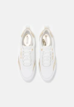 MICHAEL Michael Kors Allie Stride Trainer - Sneakers Laag - Optic White/Pale Gold -Farfetch Winkel a33674327a5341c680cff92eaf01acf5