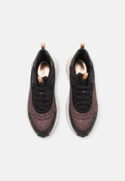 MICHAEL Michael Kors Dara Trainer - Sneakers Laag - Rose Gold -Farfetch Winkel a3b346c38ef24bf69554d5c8ede7e557