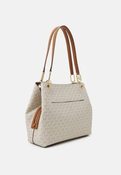 MICHAEL Michael Kors Kensington Tote - Handtas - Vanilla -Farfetch Winkel a88e0d502abc4ba08a000818c76bb9a9