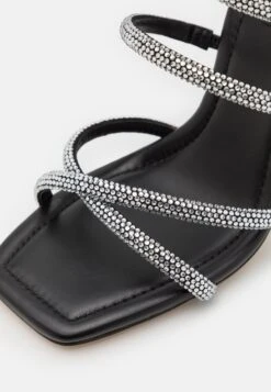 MICHAEL Michael Kors Imani Strappy- Sandalen Met Hoge Hak - Black -Farfetch Winkel adc052a1f28a4c618417d6c1a304252d