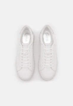 MICHAEL Michael Kors Grove Lace Up - Sneakers Laag - Optic White -Farfetch Winkel afed1d3fe1614e078887e7a22666a6be