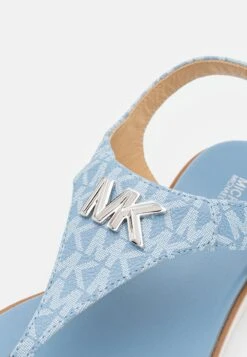 MICHAEL Michael Kors Jilly Flat - Teensandalen - Chambray 15 MICHAEL Michael Kors Jilly Flat - Teensandalen - Chambray -Farfetch Winkel b0147bd7691f400ebb878b00abe6fd75