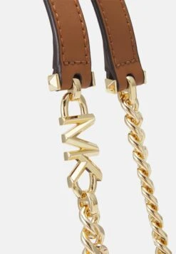 MICHAEL Michael Kors Piper Chain Tote - Handtas - Brown/Acorn -Farfetch Winkel b0c56f94156142d598adb9d5eadf9ce6