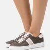 MICHAEL Michael Kors Irving Stripe Lace Up - Sneakers Laag - Soft Pink