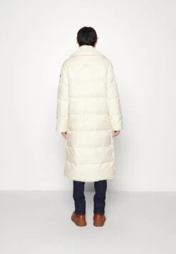 MICHAEL Michael Kors Puff Coat - Donsjas - Bone -Farfetch Winkel b449fe4e4d49478f8729a54cbec003de