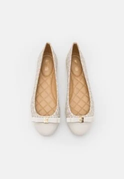 MICHAEL Michael Kors Andrea- Ballerina'S - Vanilla -Farfetch Winkel b6172413217840eaa985d53feae7fb10