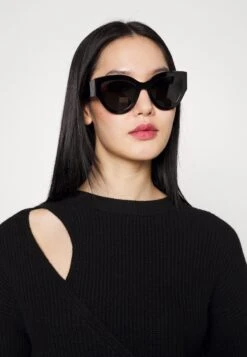 MICHAEL Michael Kors Key Hole Cutout - Trui - Black 12 MICHAEL Michael Kors Key Hole Cutout - Trui - Black -Farfetch Winkel b71d5173b1e745508a4645f81e140416