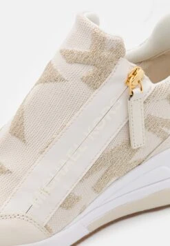 MICHAEL Michael Kors Willis Wedge Trainer - Sneakers Laag - Pale Gold -Farfetch Winkel bb9f3fd0ade5408e9dbf1ce5e1262814