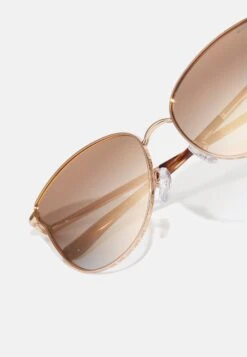 Michael Kors Salt Lake City - Zonnebril - Rose Gold-Coloured -Farfetch Winkel c2311510c9124f4a987b19ab5cc9552e