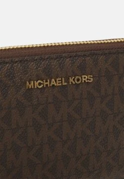 MICHAEL Michael Kors Jet Set Travel Continental - Portemonnee - Brown -Farfetch Winkel c2e4cc2974ce483abfe8d14bd3166a9f