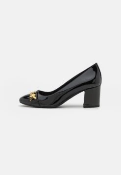 MICHAEL Michael Kors Jilly Flex - Klassieke Pumps - Black 10 MICHAEL Michael Kors Jilly Flex - Klassieke Pumps - Black -Farfetch Winkel c33b4335324e4290a89256b04bbc4505