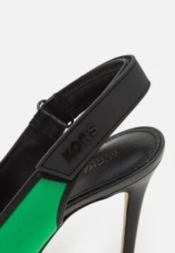MICHAEL Michael Kors Kourtney Kitten Sling - Klassieke Pumps - Palm -Farfetch Winkel c44234edaf444de6a7c8a48317a7b630