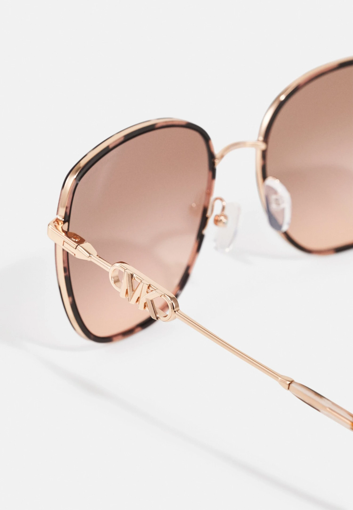 Michael Kors Empire Square- Zonnebril - Rose Gold/Pink Tortoise 5 Michael Kors Empire Square- Zonnebril - Rose Gold/Pink Tortoise - Afbeelding 3