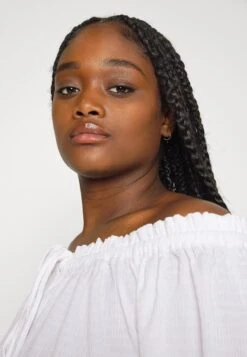 MICHAEL Michael Kors Smocked Blouson - Blouse - White -Farfetch Winkel c96fb0b0604a414e9c30cf575d16609a