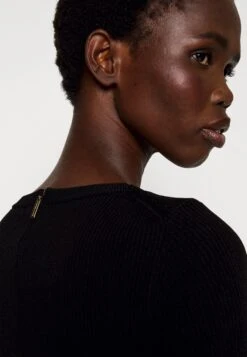 MICHAEL Michael Kors Empire Cutout- Gebreide Jurk - Black -Farfetch Winkel c9ed35a6d55b4ad984139f527b4fdc64