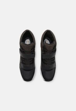 MICHAEL Michael Kors Gentry- Sneakers Hoog - Black/Bronze -Farfetch Winkel cda4415e896549cbbcf5d51df79c3eb1